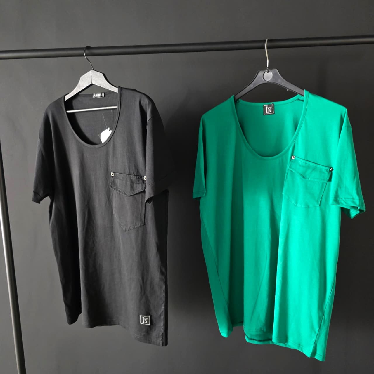 𝐎𝐯𝐞𝐫𝐬𝐢𝐳𝐞𝐝 𝐜𝐡𝐞𝐬𝐭 𝐩𝐨𝐜𝐤𝐞𝐭 𝐎-𝐧𝐞𝐜𝐤 - Image 4