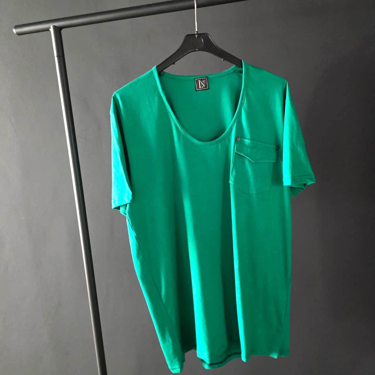 𝐎𝐯𝐞𝐫𝐬𝐢𝐳𝐞𝐝 𝐜𝐡𝐞𝐬𝐭 𝐩𝐨𝐜𝐤𝐞𝐭 𝐎-𝐧𝐞𝐜𝐤 - Image 3