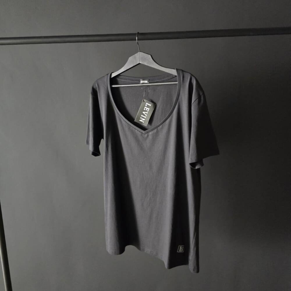 𝐖𝐢𝐥𝐝 𝐕-𝐧𝐞𝐜𝐤