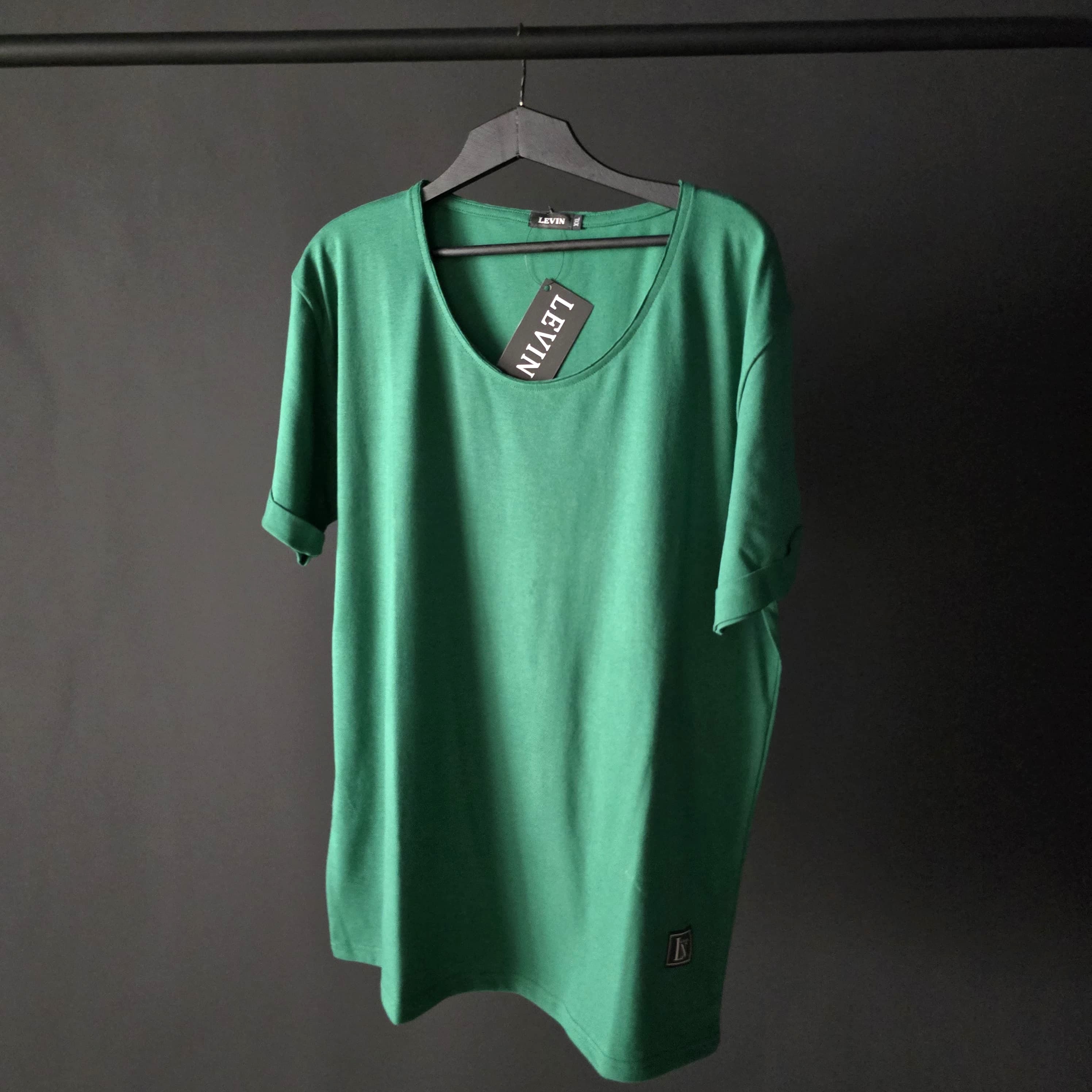 𝐎𝐯𝐞𝐫𝐬𝐢𝐳𝐞𝐝 𝐜𝐮𝐭𝐭𝐞𝐝 𝐰𝐢𝐥𝐝 𝐎-𝐧𝐞𝐜𝐤 - Image 4