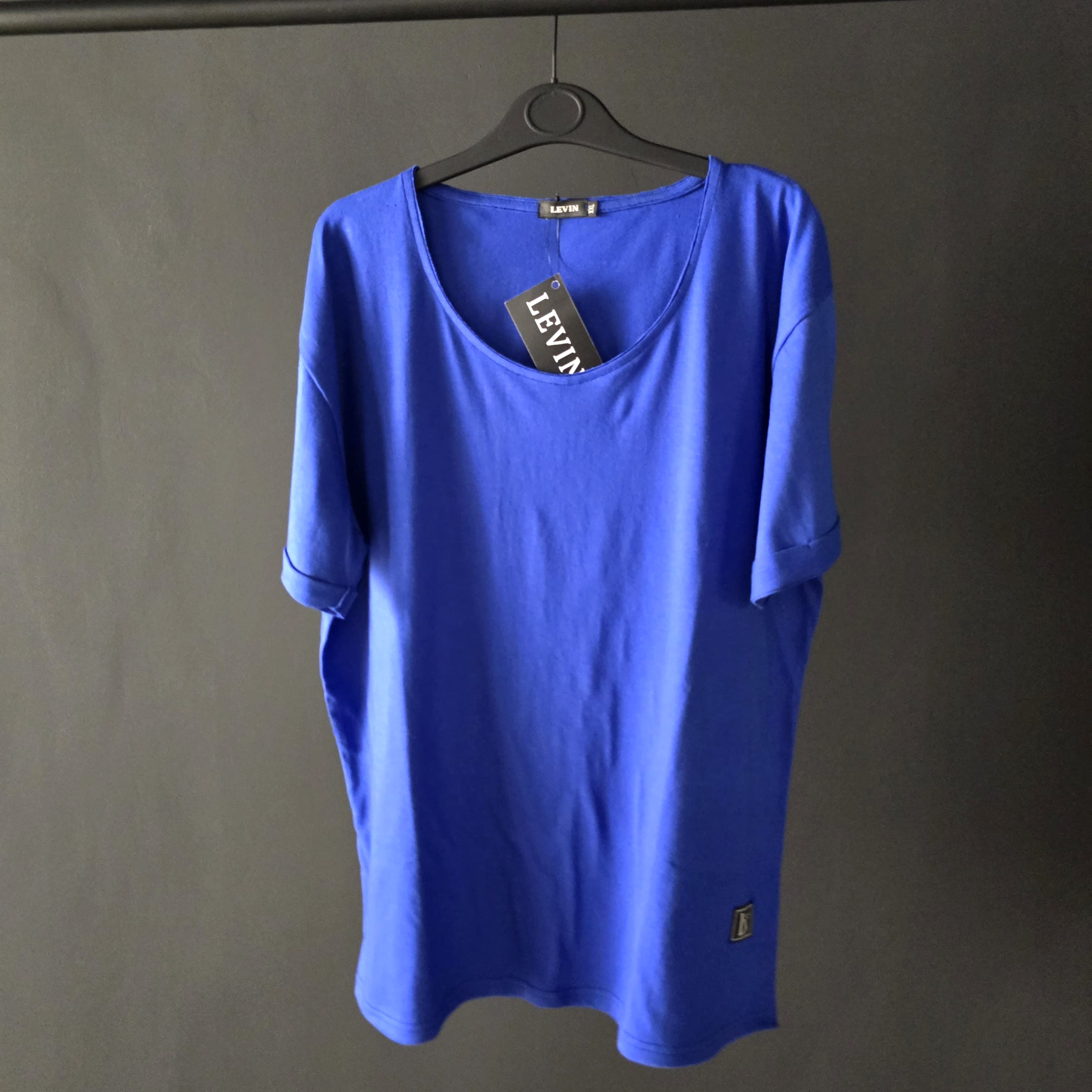 𝐎𝐯𝐞𝐫𝐬𝐢𝐳𝐞𝐝 𝐜𝐮𝐭𝐭𝐞𝐝 𝐰𝐢𝐥𝐝 𝐎-𝐧𝐞𝐜𝐤 - Image 2