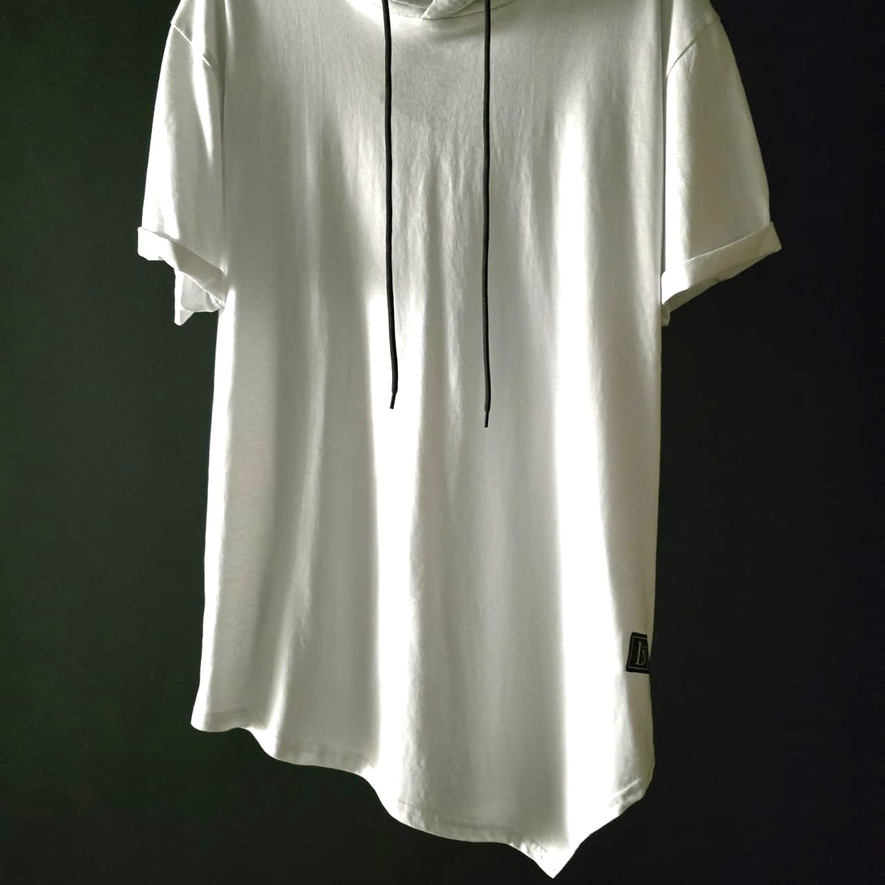 𝐒𝐡𝐚𝐫𝐩 𝐡𝐚𝐦 𝐡𝐨𝐨𝐝𝐢𝐞 𝐭𝐞𝐞 - Image 2